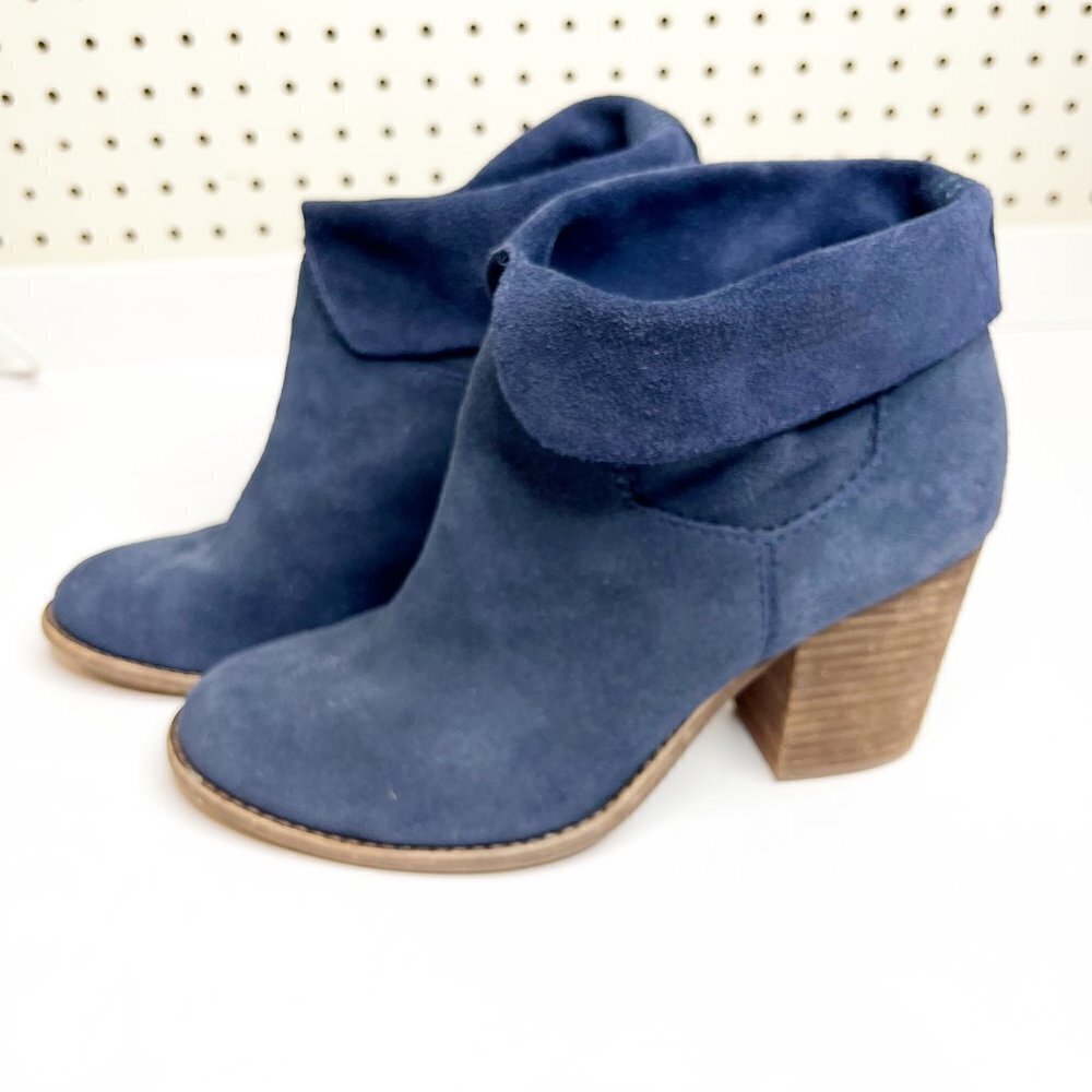 Splendid | Blue Suede Heeled Boots Need Size